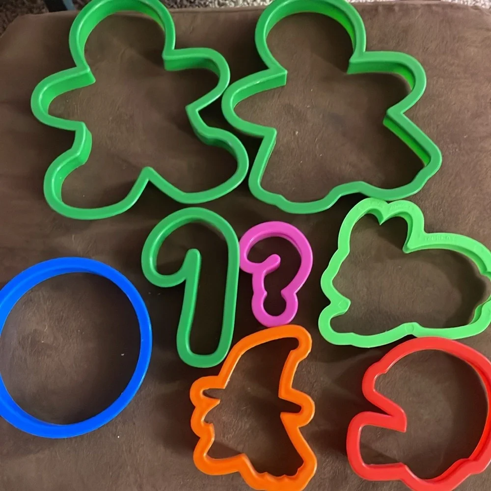 Colorful Plastic Cookie Cutter Lot 42 Different Sizes Shapes Animals Characters